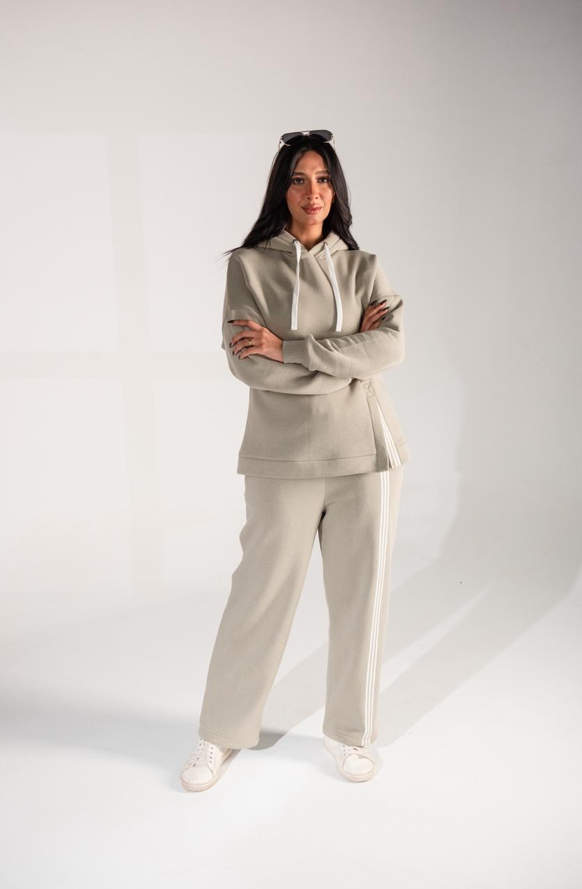 sportive full set with stripe