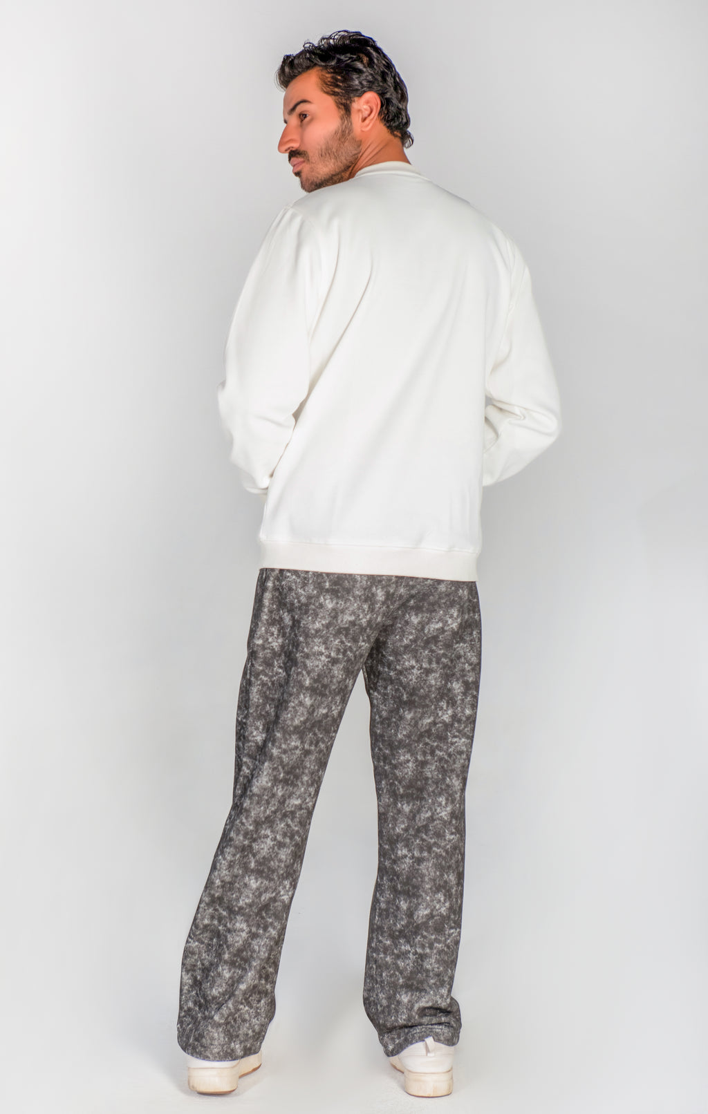 confy set with washed pants