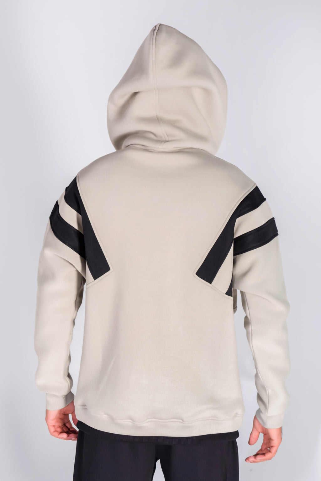 striped sweatshirt with hod