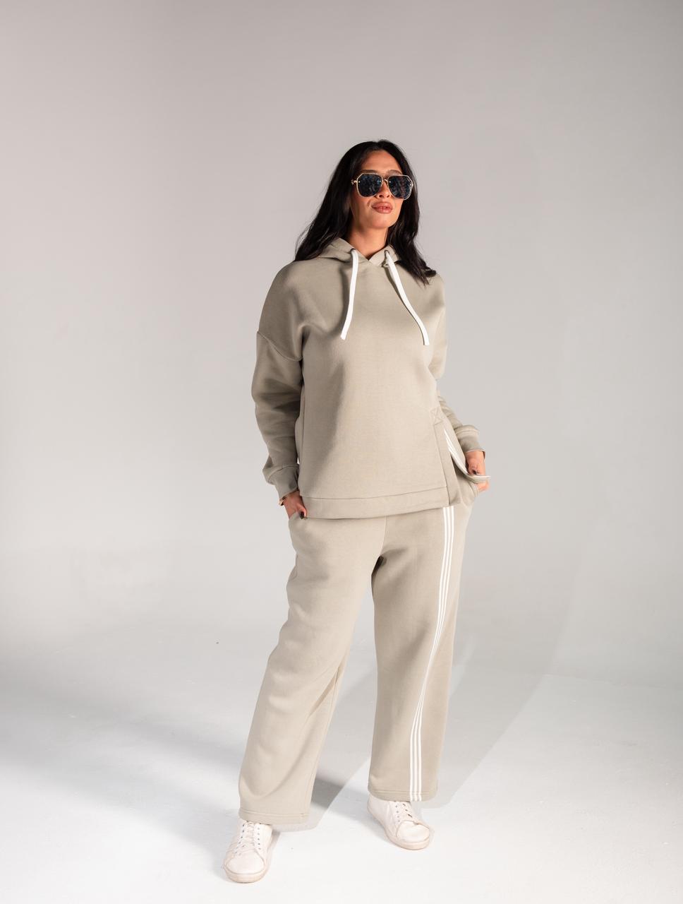 sportive full set with stripe