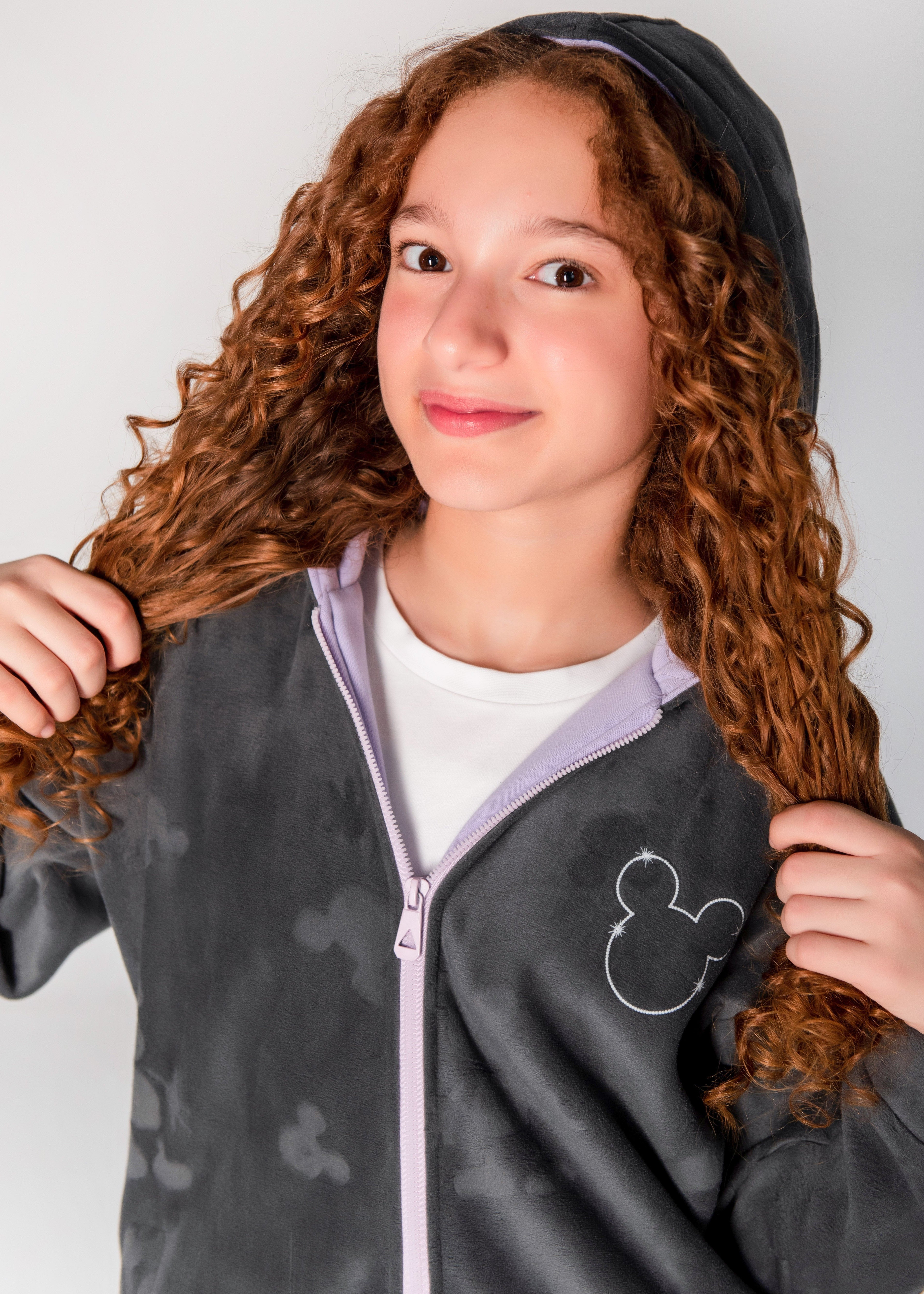 mini velvet set with emberiodery