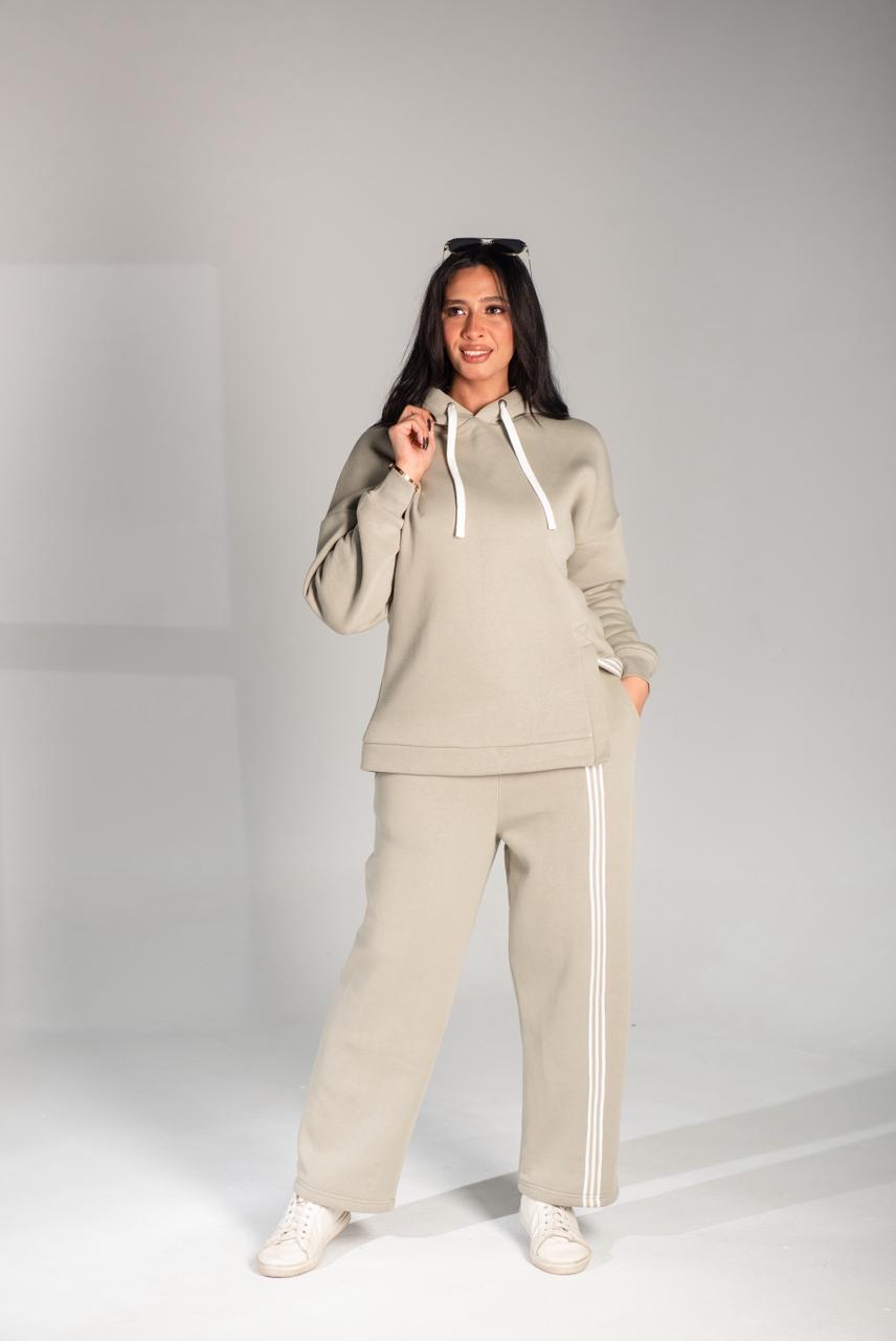 sportive full set with stripe